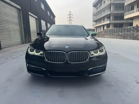 BMW 7 2016款 730Li 豪华型, фото 2