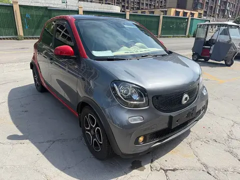 Smart Forfour 2016款 0.9T 66千瓦先锋版, фото 3