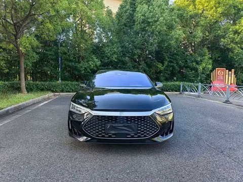 BYD Han 2023款 DM-i 冠军版 121KM 尊荣型, фото 2
