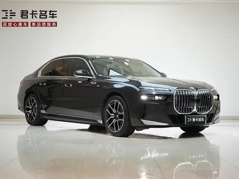 BMW I7 2023款 eDrive50L 领先M运动套装, фото 3