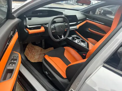 Changan Uni V 2023款 1.5T 运动版, фото 4