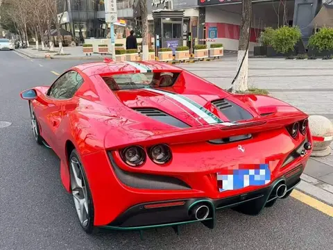 Ferrari F8 2020款 Spider 3.9T V8, фото 3
