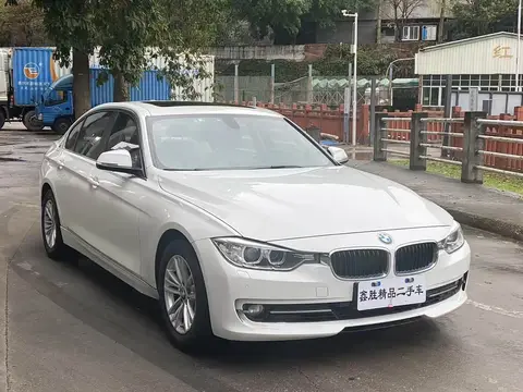 BMW 3 2014款 320Li 时尚型, фото 3