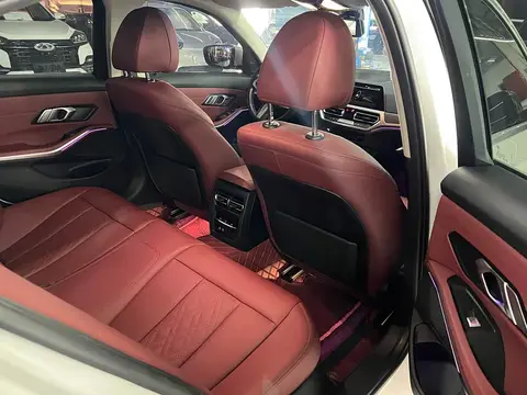 BMW 3 2022款 改款 325i M运动套装, фото 3