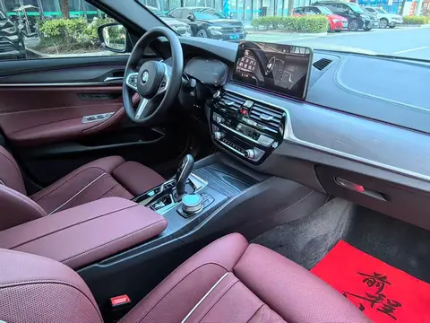 BMW 5 2022款 530Li 尊享型 M运动套装, фото 5