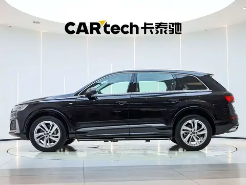Audi Q7 2023款 45 TFSI quattro S line运动型, фото 4