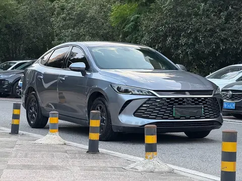 BYD Qin Plus 2025款 DM-i 智驾版 55KM领先型, фото 3