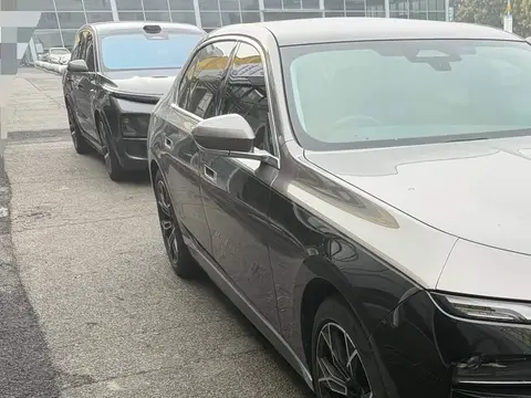 BMW 7 2023款 735Li 豪华套装, фото 3