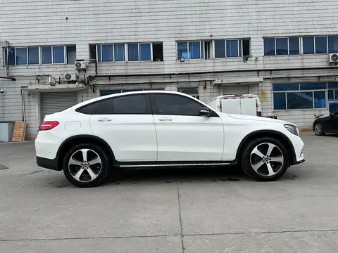 Mercedes-Benz Glc 2019款 GLC 200 4MATIC 轿跑SUV, фото 4