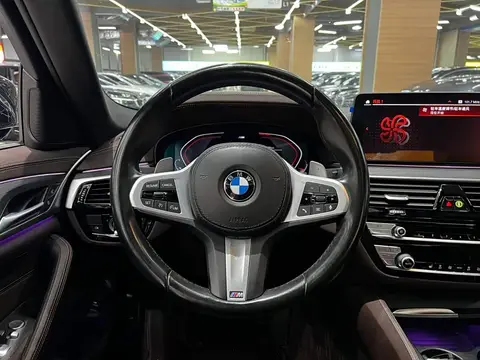 BMW 5 2021款 改款 530Li 领先型 M运动套装, фото 2