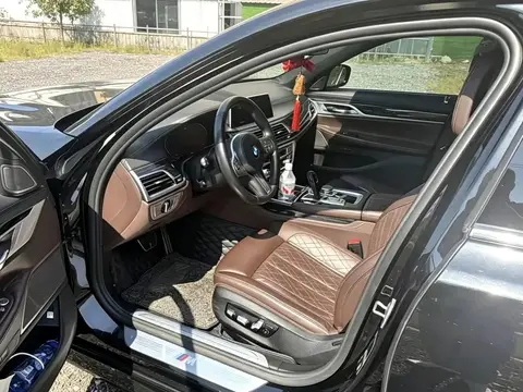 BMW 7 2021款 740Li 领先型 M运动套装, фото 2