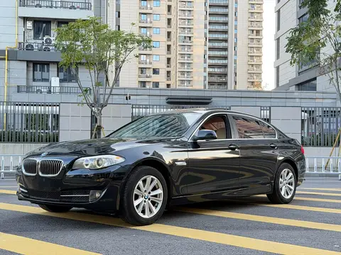 BMW 5 2013款 520Li 典雅型, фото 2