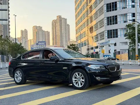 BMW 5 2013款 520Li 典雅型, фото 3