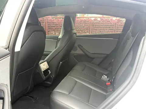 Tesla Model 3 2026款 后轮驱动版, фото 5