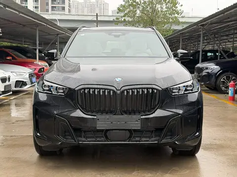 BMW X5 2026款 改款 xDrive 40Li M运动曜夜套装, фото 2