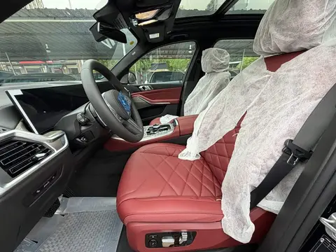 BMW X5 2026款 改款 xDrive 40Li M运动曜夜套装, фото 4