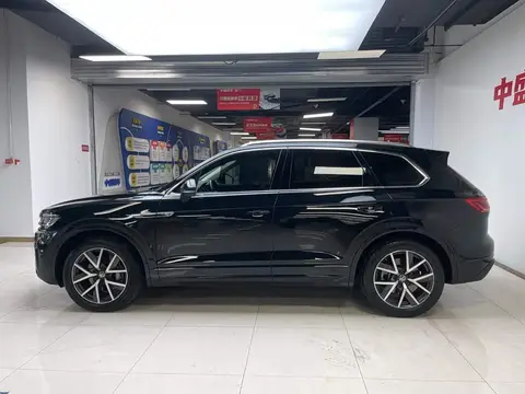 Volkswagen Touareg 2021款 3.0TSI 锐享版 经典运动套装, фото 4