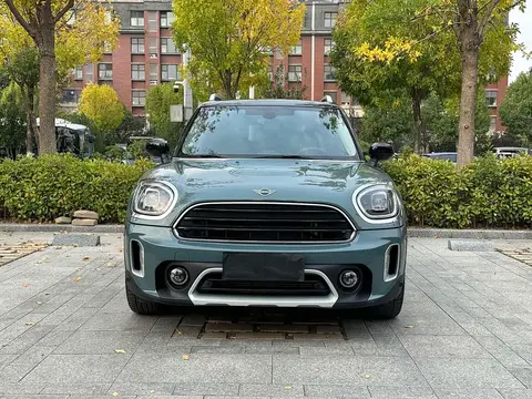 MINI Countryman 2023款 改款 1.5T COOPER ALL4 鉴赏家, фото 2
