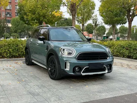MINI Countryman 2023款 改款 1.5T COOPER ALL4 鉴赏家, фото 3
