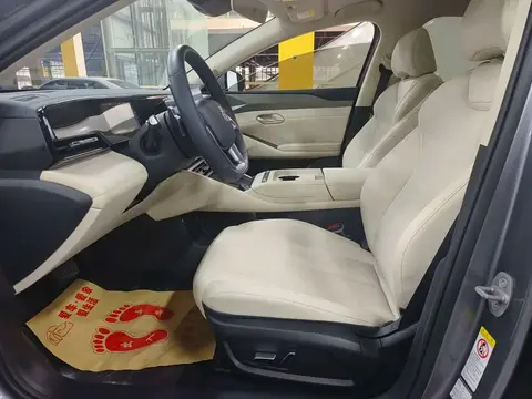 BYD Qin L 2025款 EV 545KM超越型, фото 5