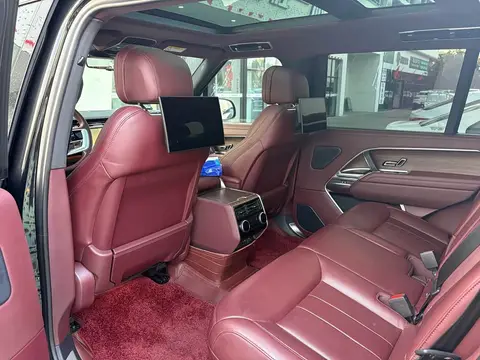 Land Rover Range Rover 2023款 3.0 L6 400PS 创世加长版, фото 5