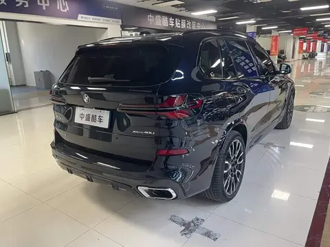 BMW X5 2023款 xDrive 40Li M运动曜夜套装, фото 3