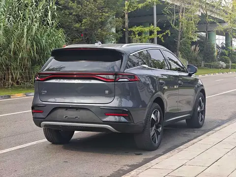 BYD Tang 2023款 DM-i 冠军版 112KM 尊贵型, фото 3