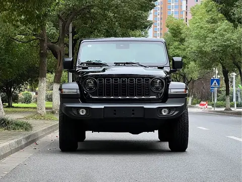 Jeep Wrangler 2024款 2.0T 罗宾汉四门版, фото 2